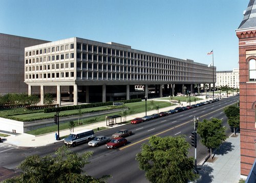 Photo of the U.S. Department of Energy's Forrestal Building (headquarters)