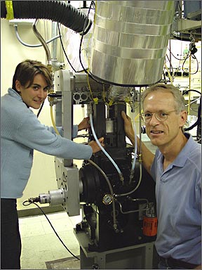 Photo of Richard Steeper overseeing the CRF's new HCCI Laboratory.